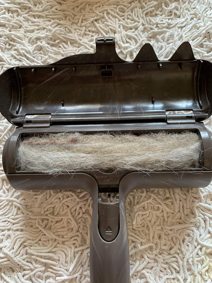 Pet Hair Remover Roller - Lint Roller for Pet Hair - Self-Cleaning Dog & Cat Hair Remover - Clean Furniture, Carpets, Bedding, Clothing and More. Grey